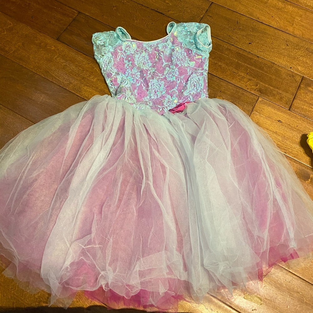 Dance outfit